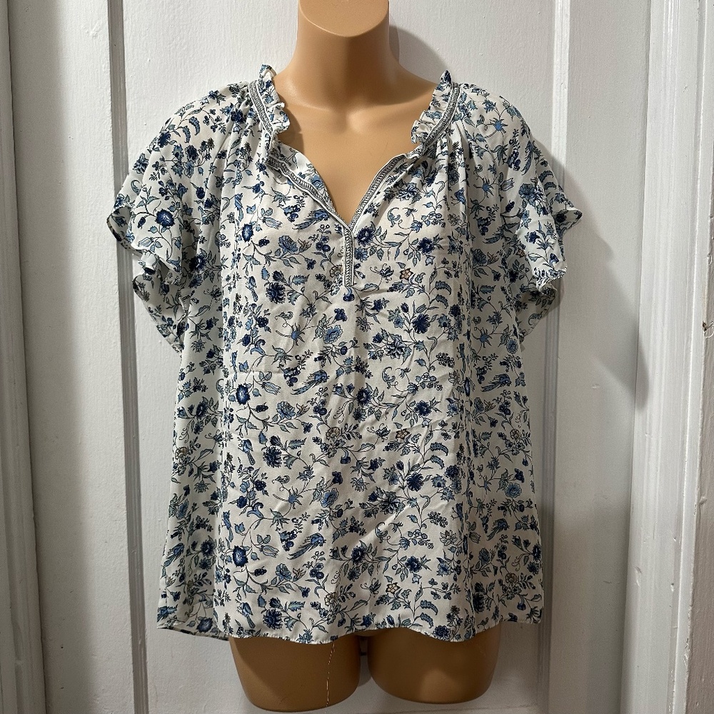 Max Studio Blue Floral Short Sleeve‎ in S